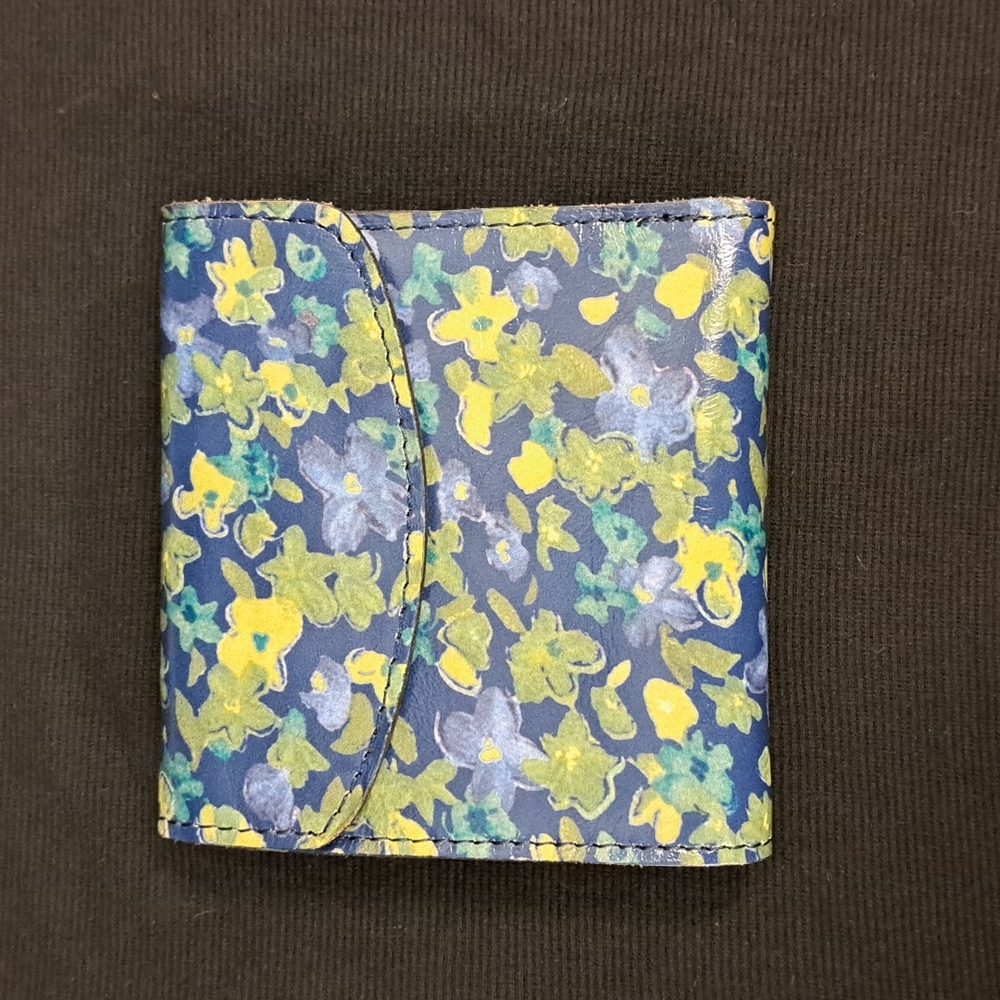 NWT Patricia Nash "Denim Blues" Reiti Wallet
